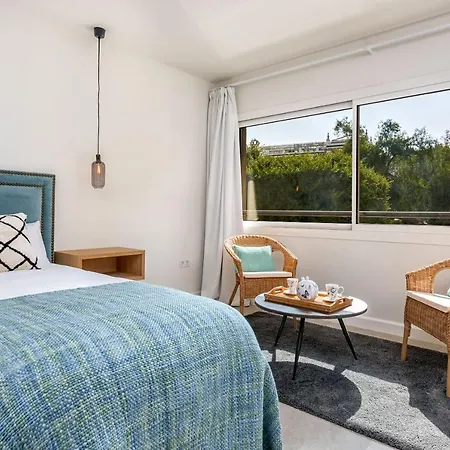 The Cosmopolitan Apartment